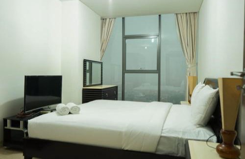 Pancoran Apartment | Modern 2BR Apartment with Pool at L'Avenue by Travelio