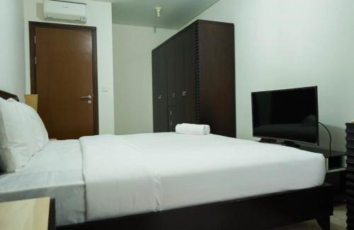 Pancoran Apartment | Modern 2BR Apartment with Pool at L'Avenue by Travelio