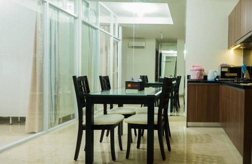 Pancoran Apartment | Stylish 2BR Apartment with Study Room at L'Avenue
