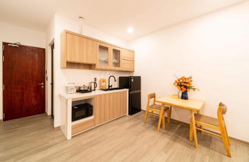 Ngo Quyen Apartment | Inviting 2CE Apartment & Hotel with Hot Tub Retreat
