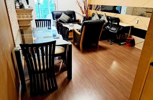 Khlong Toei Nuea Apartment | Stylish 3-Bedroom Retreat in Downtown Bangkok with Pool