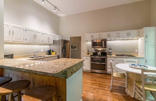 Stratton Mountain House | Experience Adventure at Stratton Mountain with Spa & Hot Tub