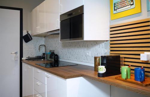 Zona Padova Apartment | Modern Studio Apartment in NoLo Near Trotter Park