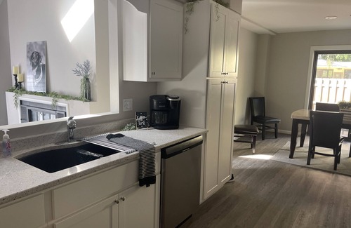 West Lafayette House | Modern Retreat: 2mi to Purdue Stadium with Family Amenities