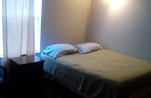 Pike House | Convenient Stay Near Indy500 for Race Fans and Families