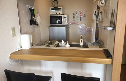 Shimokitazawa Apartment | Ideal Hotel Steps from Shimokitazawa Station with WiFi