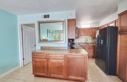 Panama City Beach Condo | Beachfront Resort with Ocean View and Free Beach Chairs
