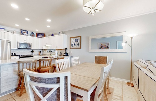 Orange Beach East Condo | Gulf-Front Condo with Private Balcony and Pool