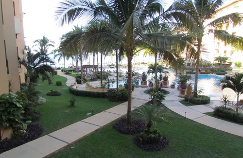 Flamingos Condo | Villa La Estancia: Top-Rated 2BR Condo with Pool & Spa