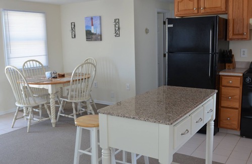 North Beach Haven House | Charming 2nd Floor Unit with Private Deck and Pool Access