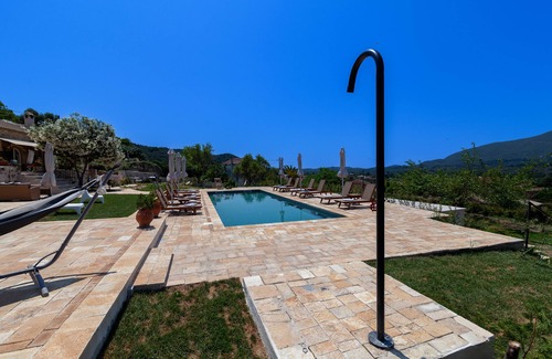 Dafnata Cottage | Historic Stay at Poet Gerasimo Marcora's 2nd House