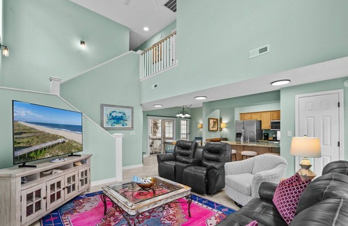 Surfside Beach House | 2nd Row, pool access,outdoor dining, grill. 2 king beds. Short walk to beach.