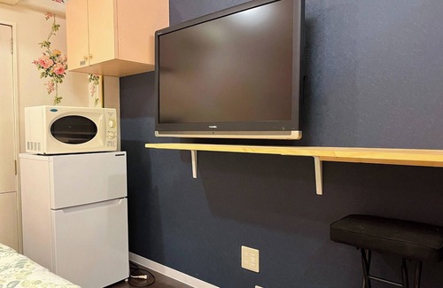 Adachi Apartment | Convenient Access to Tokyo's Attractions at Adach Hotel