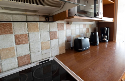 Etu-Toolo Apartment | Elegant 2ndhomes Penthouse with Balcony & Family Amenities