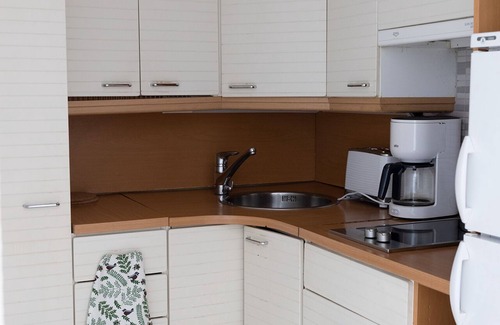 Kamppi Apartment | Modern 1BR City Apartment with Kitchen & Breakfast Included