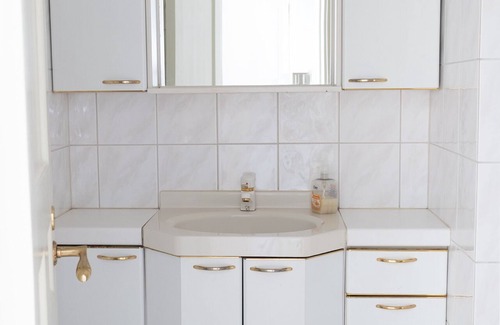 Kamppi Apartment | Modern 1BR City Apartment with Kitchen & Breakfast Included