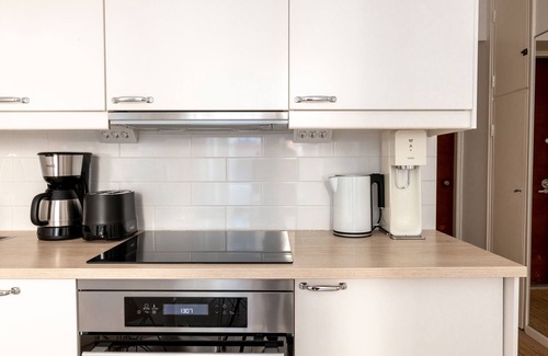 Toolo Apartment | Cozy 2ndhomes 1BR Apartment with Kitchen & Breakfast