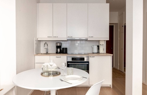 Toolo Apartment | Cozy 2ndhomes 1BR Apartment with Kitchen & Breakfast