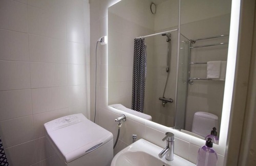 Ullanlinna Apartment | Cozy 2ndhomes Apartment Just Steps from the Sea
