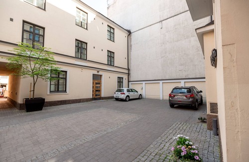 Kaartinkaupunki Apartment | Cozy Studio near Esplanade Park with Kitchen & Breakfast