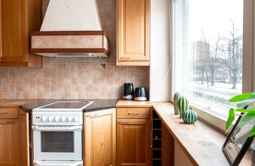 Kallio Apartment | Cozy 1BR Apartment with Balcony for Family Getaways