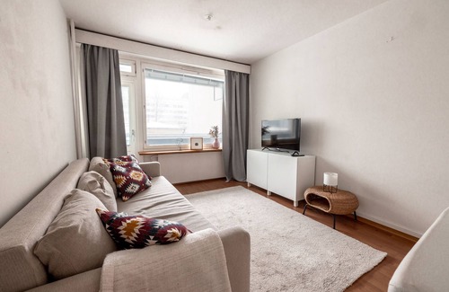 Kallio Apartment | Cozy 1BR Apartment with Balcony for Family Getaways