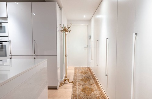 Kaartinkaupunki Apartment | Gorgeous & Modern 2BR Apartment with Family-Friendly Amenities