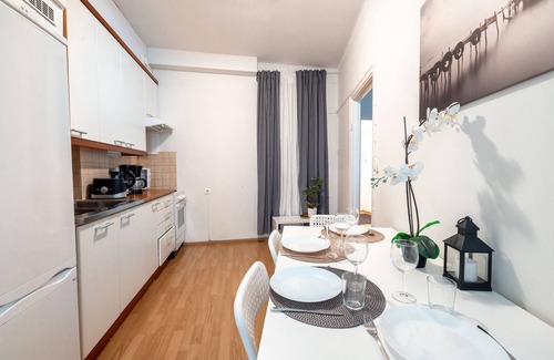 Hietalahti Apartment | Seaside Comfort at 2ndhomes Kalevankatu Apartment