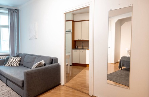 Hietalahti Apartment | Seaside Comfort at 2ndhomes Kalevankatu Apartment