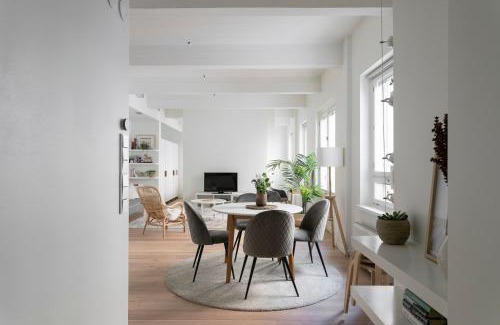 Helsinki City Centre Apartment | Relaxing 2ndhomes Loft Apartment with Spa & Balcony