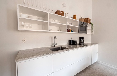 Kluuvi Apartment | Family-Friendly Stay at 2ndhomes Mikonkatu Apartments