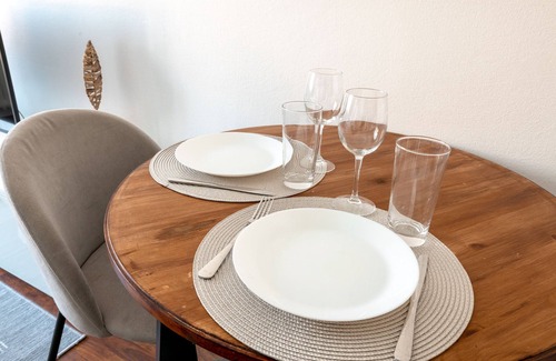 Kaartinkaupunki Apartment | Cozy Studio Near Esplanade Park with Breakfast Included