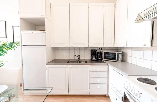 Kamppi Apartment | Cozy 1BR Home with Breakfast and Wheelchair Access
