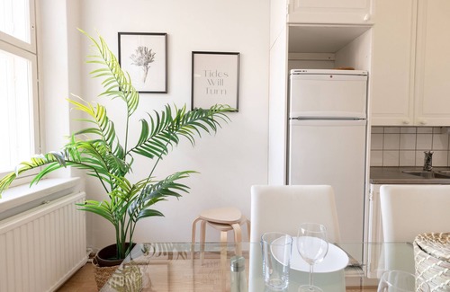 Kamppi Apartment | Cozy 1BR Home with Breakfast and Wheelchair Access