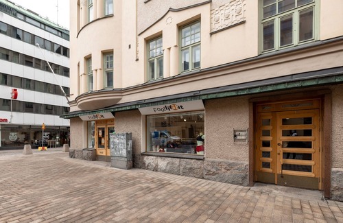 Kamppi Apartment | Cozy 1BR Home with Breakfast and Wheelchair Access