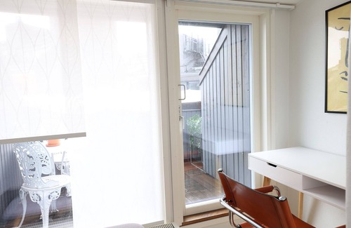 Etu-Toolo Apartment | Unique 2ndhomes Studio with Sauna and Balcony Retreat