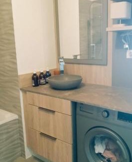La Joliette Apartment | 2P équipé clim balcon métro Joliette