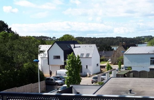 Arradon Apartment | Inviting Oceanfront Golf Retreat in Arradon - 9.6/10 Rated