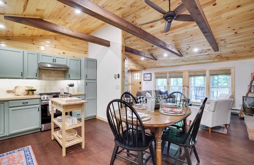 Pocono Lake Cabin | Pet-Friendly Lakeview Cabin with Heated Pools & Golf Cart