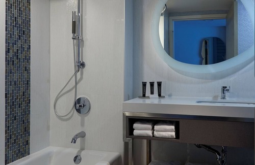 East Daytona Hotel | City View Balcony Rooms at Hard Rock Hotel Daytona Beach