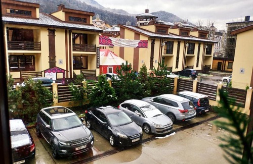 Gorki Gorod Apartment | Elegant 3-Bedroom Monte Rosa Elite with Hot Tub & Breakfast