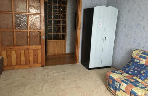 Yeysk Apartment | Perfect Family Retreat: 3-Room Apartment with Accessibility