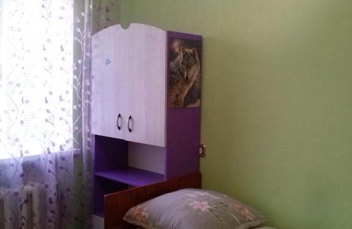 Yeysk Apartment | Perfect Family Retreat: 3-Room Apartment with Accessibility