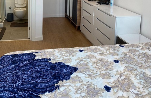 Basaksehir Apartment | Cozy 3+1 Apartment with City Views and Prime Amenities