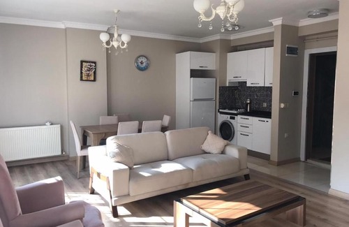 Kagithane Apartment | Family-Friendly 3+1 Duplex Retreat in 4Levent