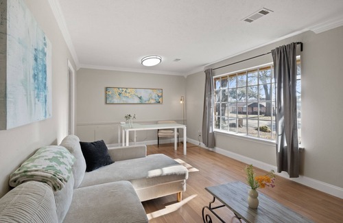 Plano House | 3/2 Full Remodel, locally owned, pet friendly