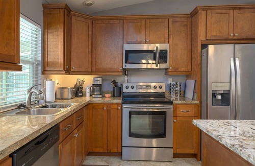 Port Charlotte House | Golf Green Oasis with Heated Pool - Rated 9.8/10!