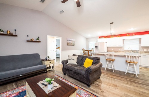 Ocala House | Ideal 3-Bedroom Pool Home Just Minutes from WEC