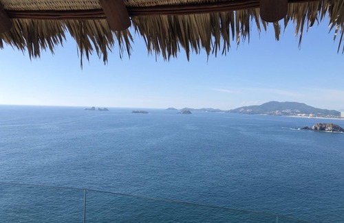 Ixtapa Condo | Oceanfront 3-Bedroom Condo with Breathtaking Views