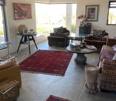 Uis Apartment | Relaxing Oceanfront Stay at 3 ALOES GUESTHOUSE